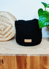 Kézműves Horgolt Tárolókosár - Fekete - THEO Budapest Webshop - Prémium minőségű, egyedi tervezésű bőrtáskák és kiegészítők