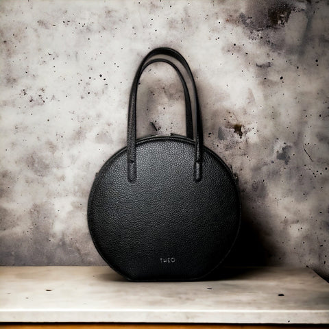 GIULIA Midnight Black táska, fekete - THEO Budapest Webshop -  Prémium minőségű, egyedi tervezésű bőrtáskák és kiegészítők